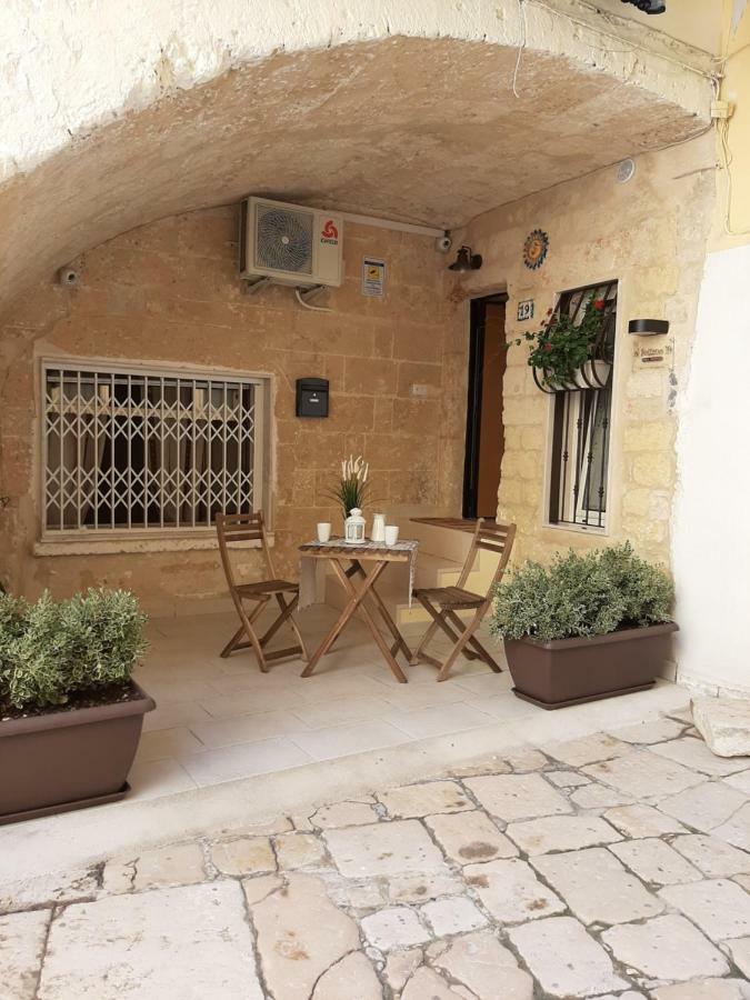Ferienwohnung Al Sottano 19 Bari Exterior foto