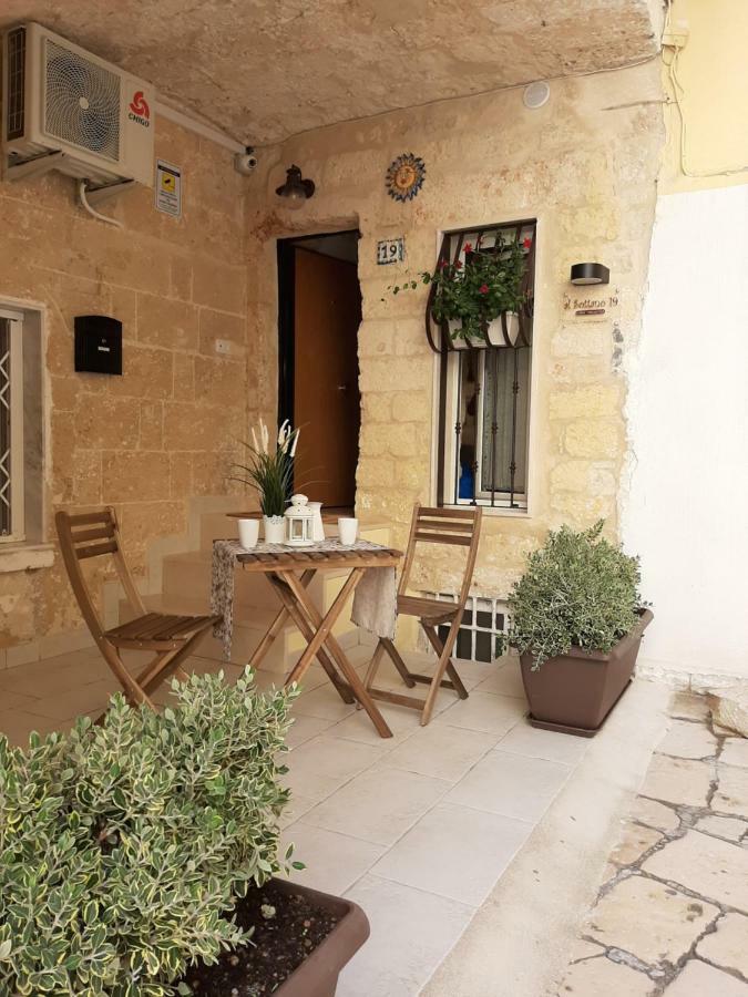 Ferienwohnung Al Sottano 19 Bari Exterior foto